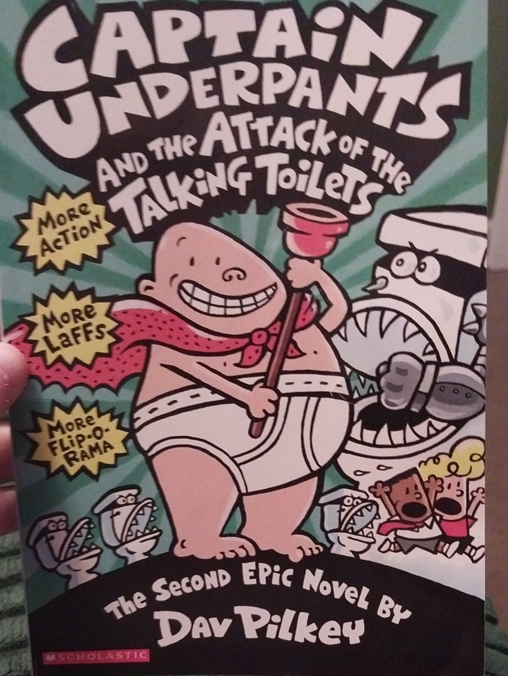 Book cover of Captain Underpants